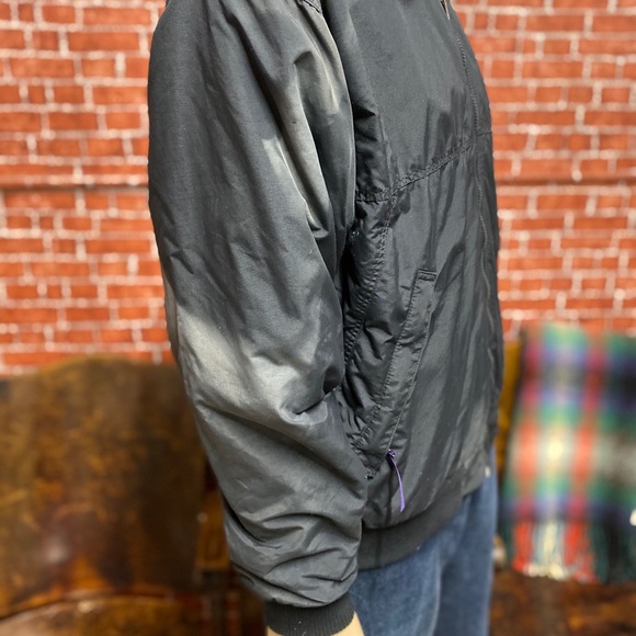 Patagonia vintage black nylon jacket size L - Picture 4 of 14